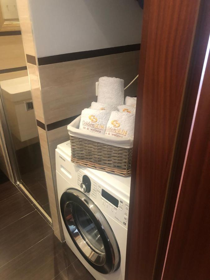Golden Sun Apartments ميلنو المظهر الخارجي الصورة